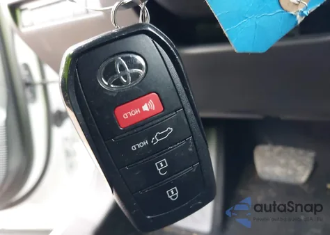 2024 Toyota Venza Limited z USA, uszkodzony, nr VIN JTEAAAAH7RJ175683